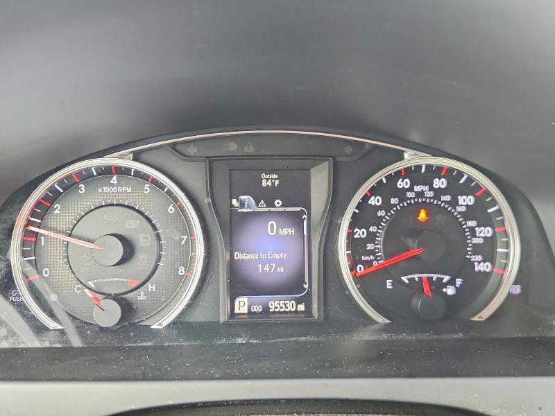56296316 :رقم المزاد ، 4T1BF1FK2FU102290 vin ، 2015 Toyota Camry مزاد بيع