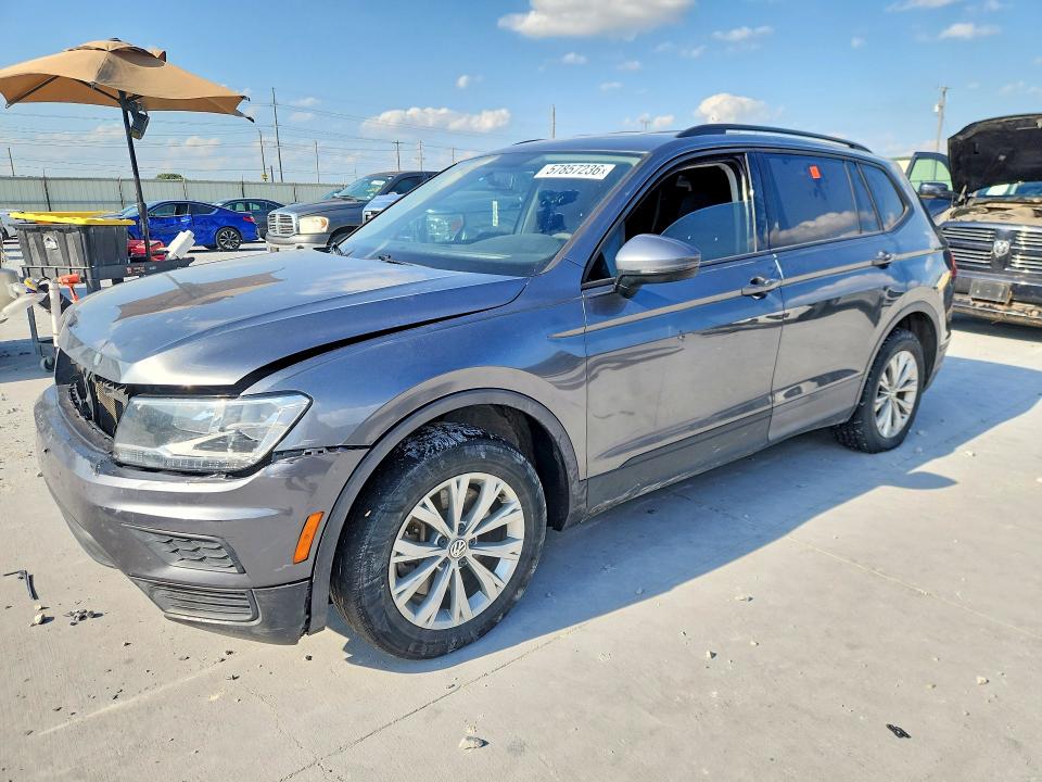 57857236 :رقم المزاد ، 3VV1B7AX5JM054509 vin ، 2018 Volkswagen Tiguan مزاد بيع