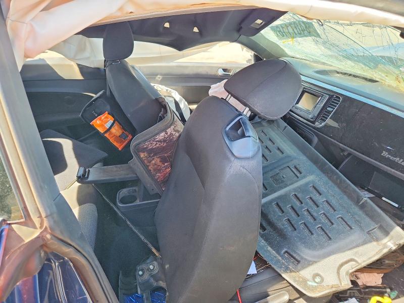 2019 Volkswagen Beetle მანქანა იყიდება აუქციონზე, vin: 3VWFD7AT7KM708968, აუქციონის ნომერი: 58407116
