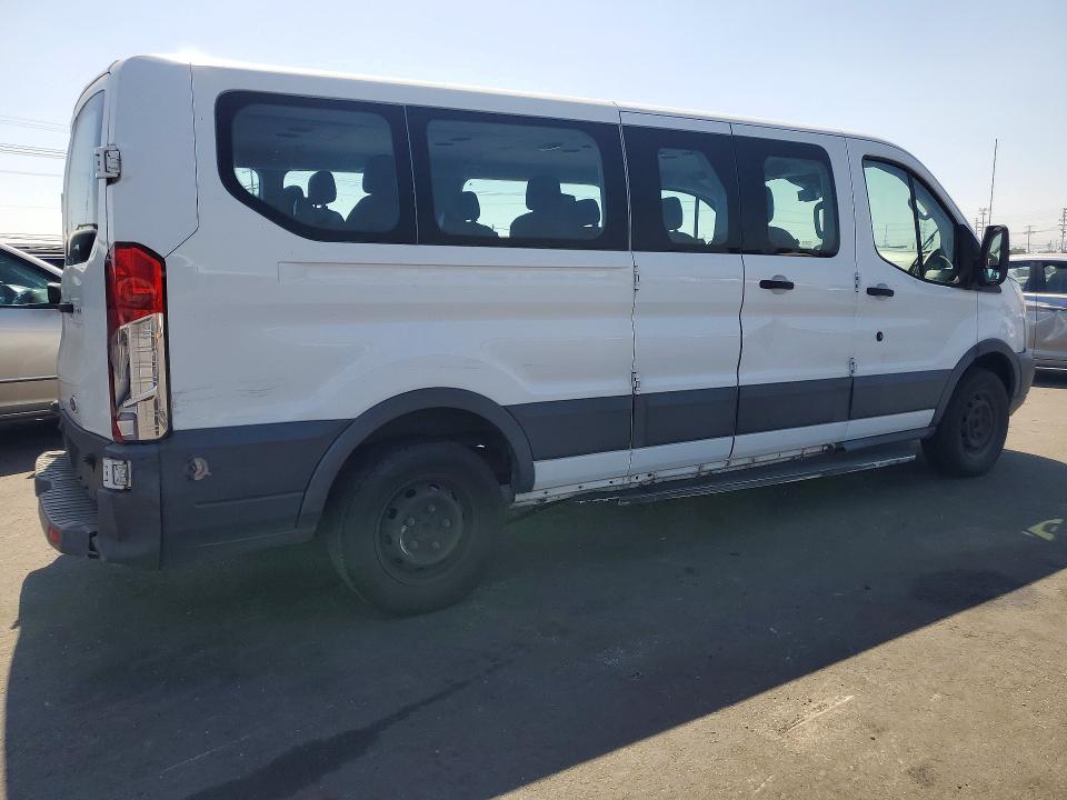 56637806 :رقم المزاد ، 1FBZX2ZM0HKA72616 vin ، 2017 Ford Transit مزاد بيع