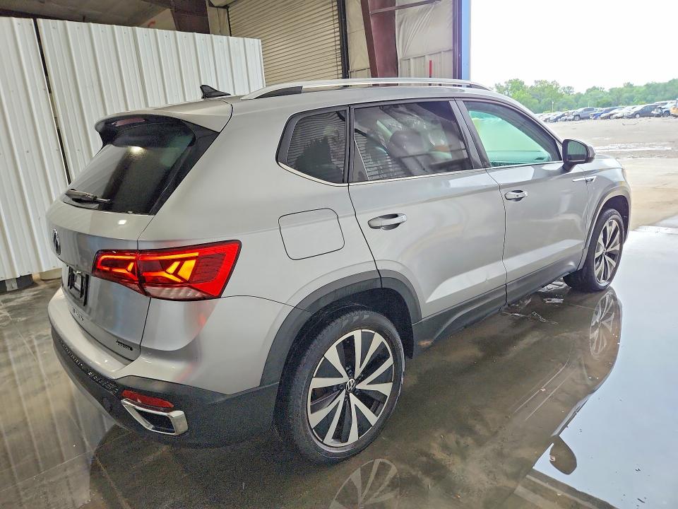 Aukcja sprzedaży 2022 Volkswagen Taos, vin: 3VVYX7B2XNM088583, numer aukcji: 58371846