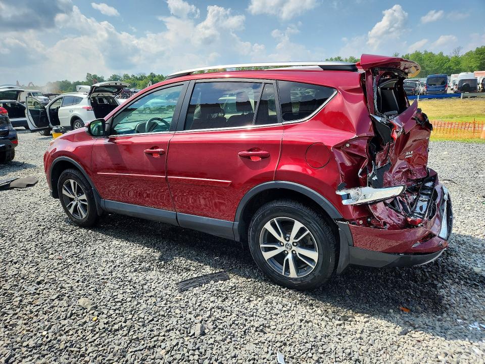 57335236 :رقم المزاد ، 2T3RFREVXJW732485 vin ، 2018 Toyota Rav4 مزاد بيع