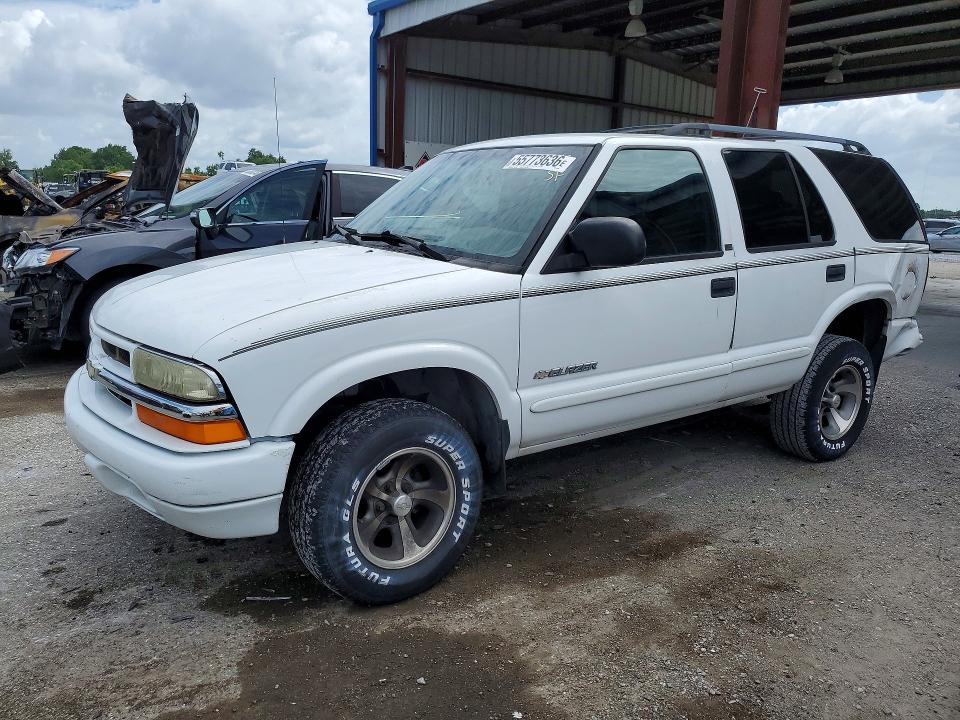 Auction sale of the 2002 Chevrolet Blazer, vin: 1GNCS13W52K141299, lot number: 55773636