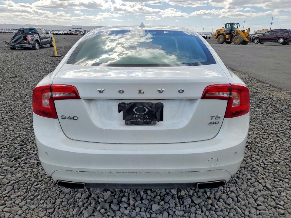 Продажа на аукционе авто 2015 Volvo S60, vin: YV1612TB8F2308282, номер лота: 56527856