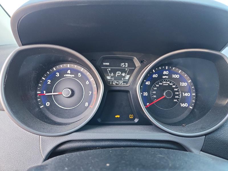 Продажа на аукционе авто 2016 Hyundai Elantra, vin: 5NPDH4AEXGH747923, номер лота: 55931676