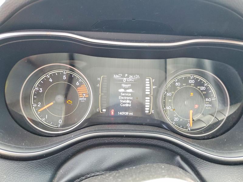 2019 Jeep Cherokee მანქანა იყიდება აუქციონზე, vin: 1C4PJLCB7KD365832, აუქციონის ნომერი: 56341786