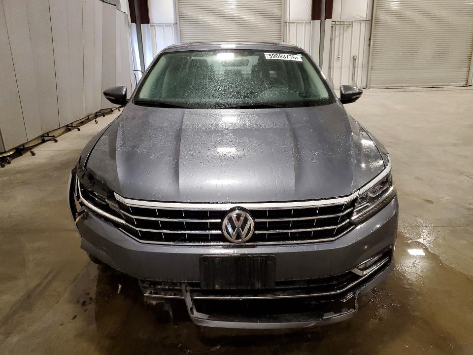 2017 Volkswagen Passat მანქანა იყიდება აუქციონზე, vin: 1VWGT7A36HC033969, აუქციონის ნომერი: 59093776