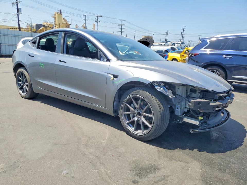 Продажа на аукционе авто 2024 Tesla Model 3, vin: 5YJ3E1EA6RF871618, номер лота: 55765296