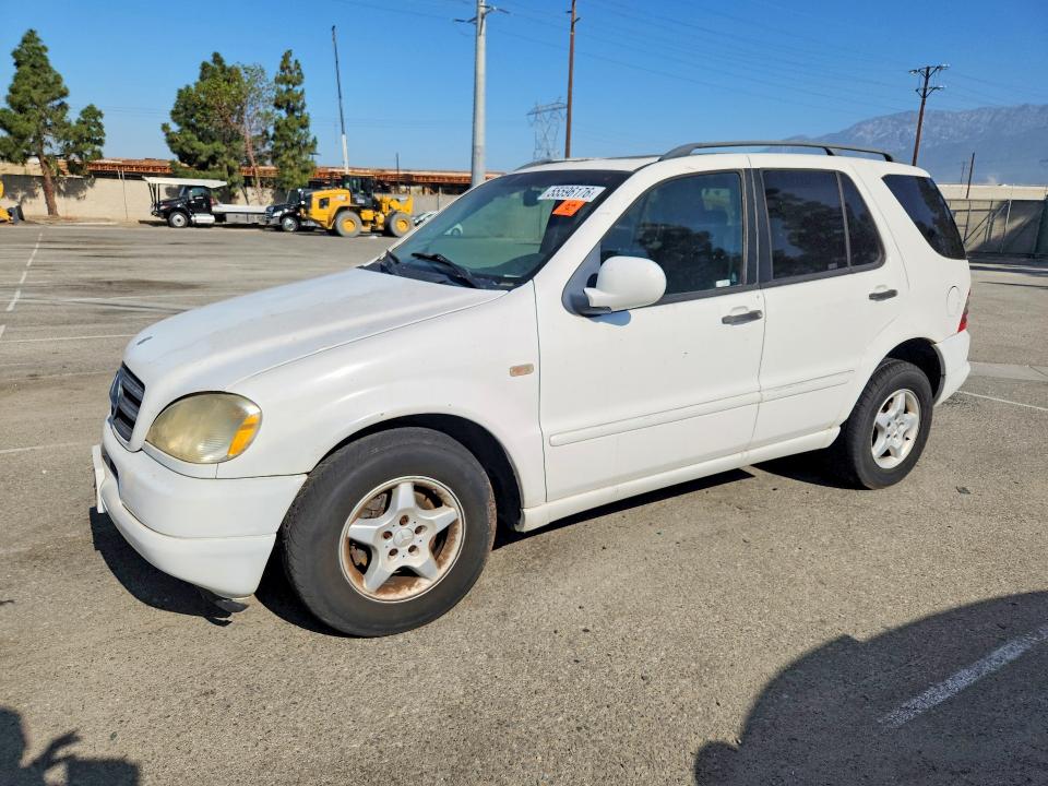 2000 Mercedes-benz Ml მანქანა იყიდება აუქციონზე, vin: 4JGAB54E8YA152692, აუქციონის ნომერი: 55596176