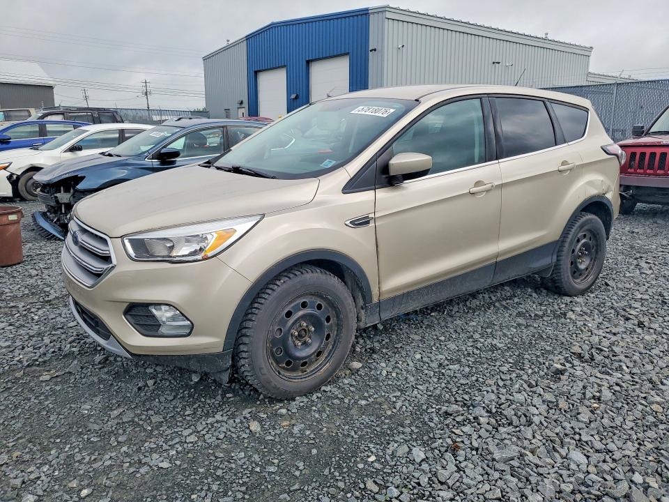57818076 :رقم المزاد ، 1FMCU9G94HUB10558 vin ، 2017 Ford Escape مزاد بيع