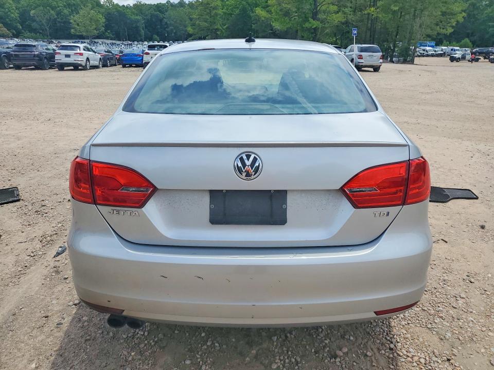 Продажа на аукционе авто 2012 Volkswagen Jetta, vin: 3VWLL7AJ4CM005351, номер лота: 57371136