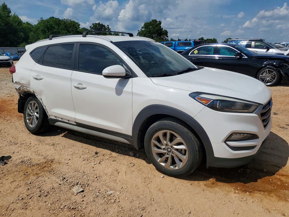 2018 Hyundai Tucson მანქანა იყიდება აუქციონზე, vin: KM8J33A43JU727850, აუქციონის ნომერი: 56781136