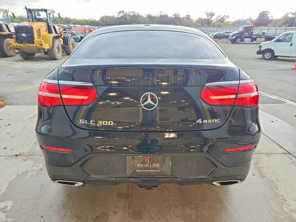 55070616 :رقم المزاد ، WDC0J4KBXHF234068 vin ، 2017 Mercedes-benz Glc Coupe مزاد بيع