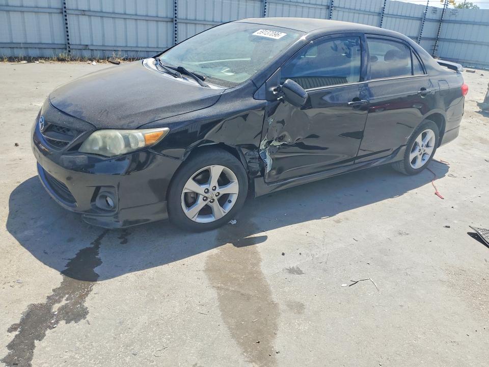 2013 Toyt Corolla მანქანა იყიდება აუქციონზე, vin: 5YFBU4EE4DP136376, აუქციონის ნომერი: 59137096