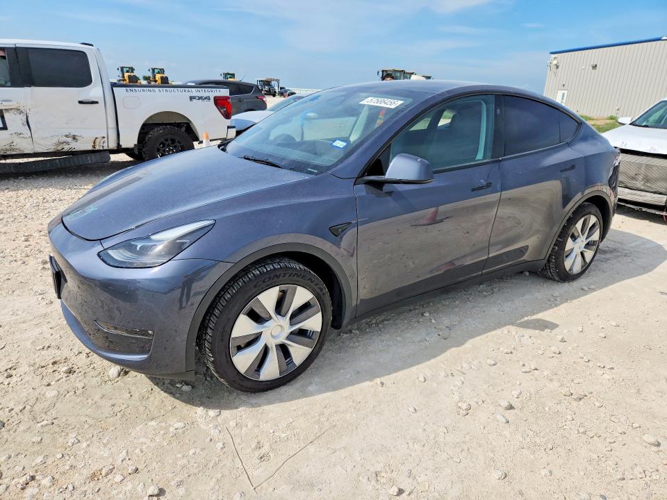 57586456 :رقم المزاد ، 7SAYGDED5PF958132 vin ، 2023 Tesla Model Y مزاد بيع