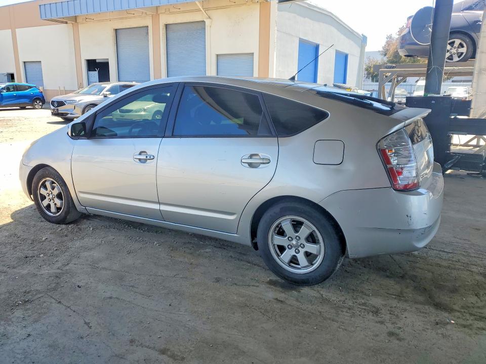 57562616 :رقم المزاد ، JTDKB20U040094257 vin ، 2004 Toyota Prius مزاد بيع