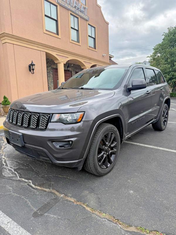 Продаж на аукціоні авто 2018 Jeep Grand Cherokee, vin: 1C4RJFAG4JC147876, номер лоту: 55853376