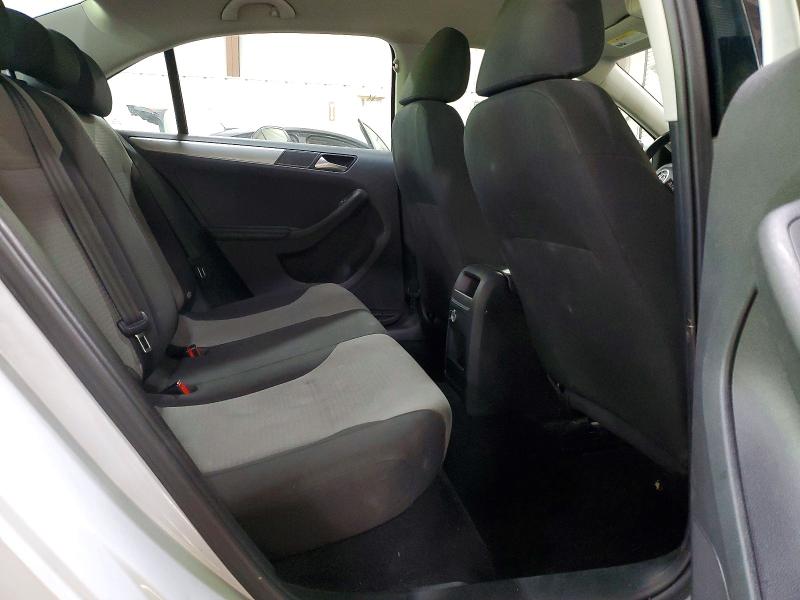 58749376 :رقم المزاد ، 3VW2B7AJ4HM291935 vin ، 2017 Volkswagen Jetta مزاد بيع