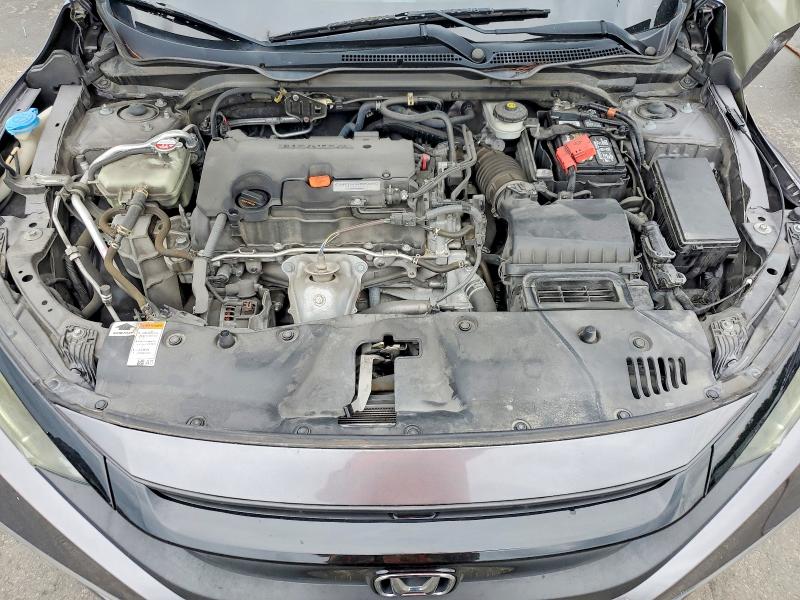55882876 :رقم المزاد ، 19XFC2F63KE008922 vin ، 2019 Honda Civic مزاد بيع