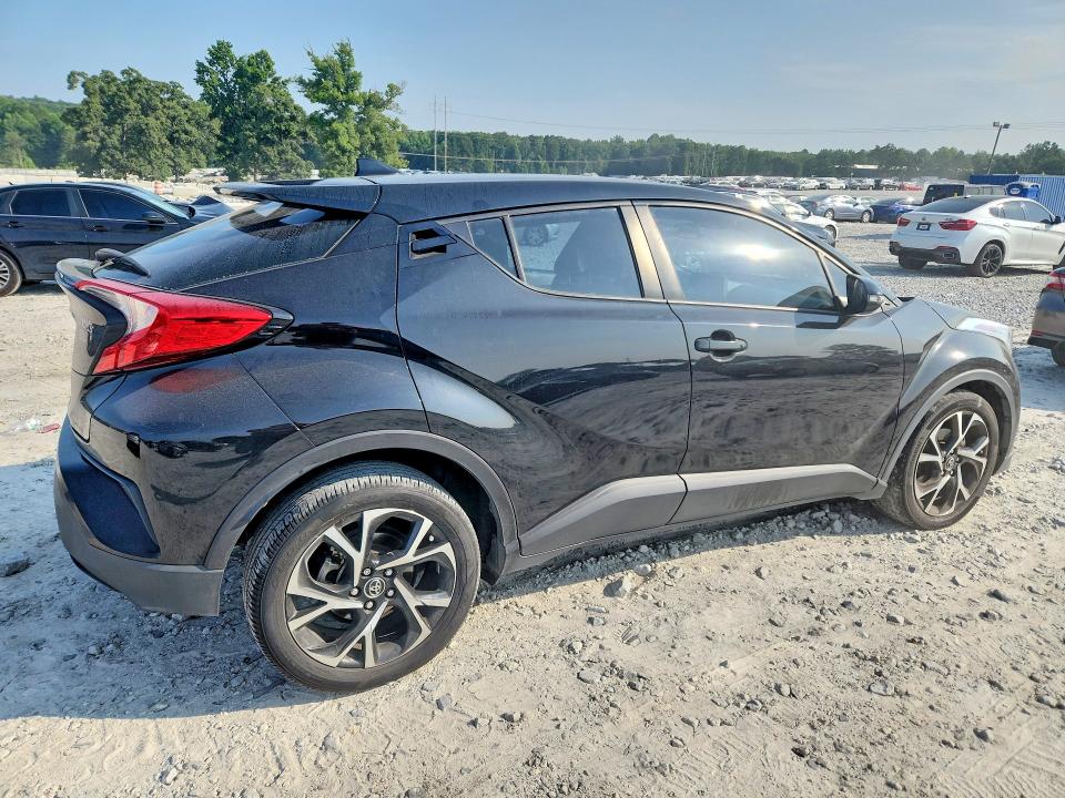 58814586 :رقم المزاد ، NMTKHMBXXJR022121 vin ، 2018 Toyota C-hr مزاد بيع