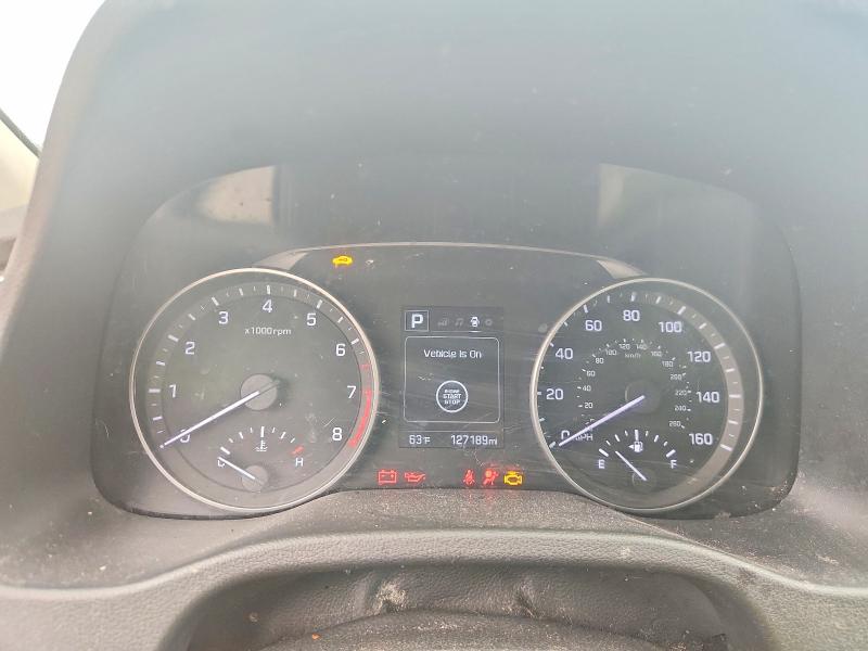 55552726 :رقم المزاد ، 5NPD84LF4HH015598 vin ، 2017 Hyundai Elantra مزاد بيع