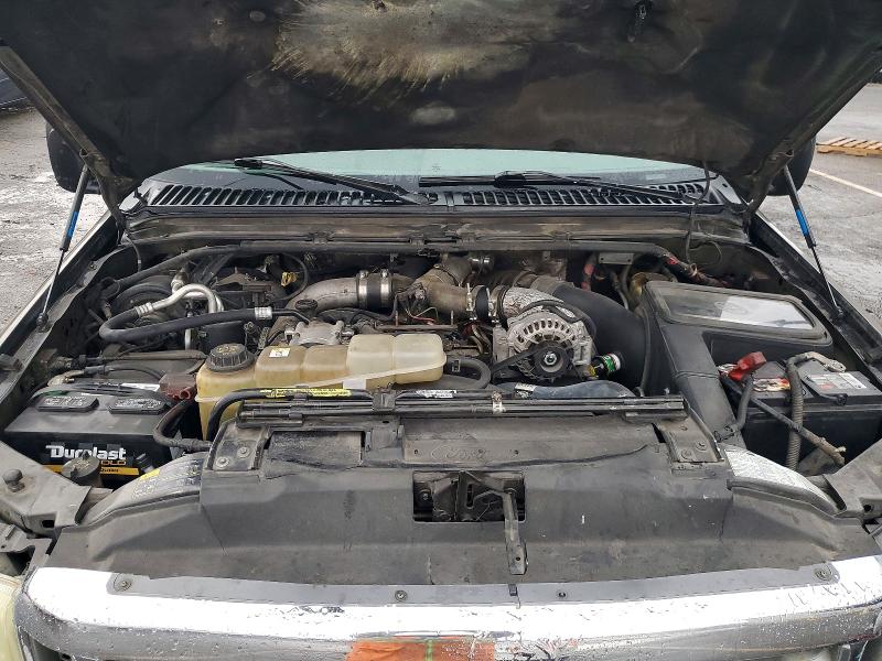 58470326 :رقم المزاد ، 1FTSW31F02EB32600 vin ، 2002 Ford F350 مزاد بيع