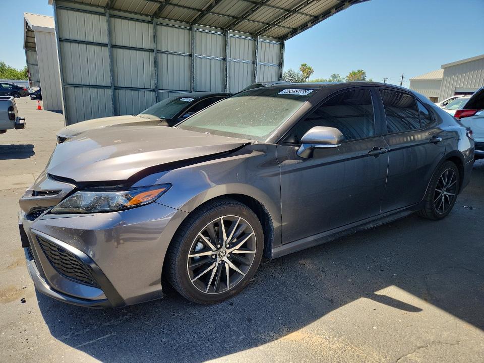 Auction sale of the 2022 Toyota Camry, vin: 4T1G11AK2NU036950, lot number: 58589126