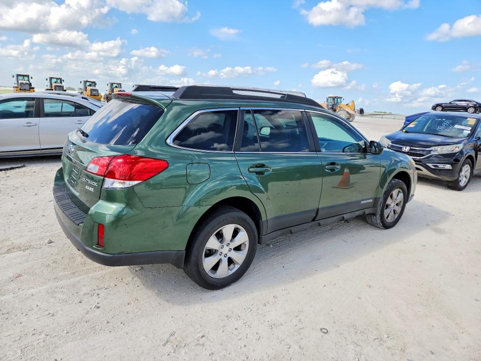 54001516 :رقم المزاد ، 4S4BRBCC7C3263391 vin ، 2012 Subaru Outback مزاد بيع