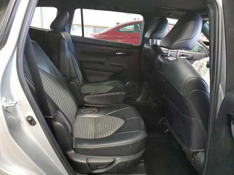 56696096 :رقم المزاد ، 5TDJZRBH5NS219221 vin ، 2022 Toyota Highlander مزاد بيع