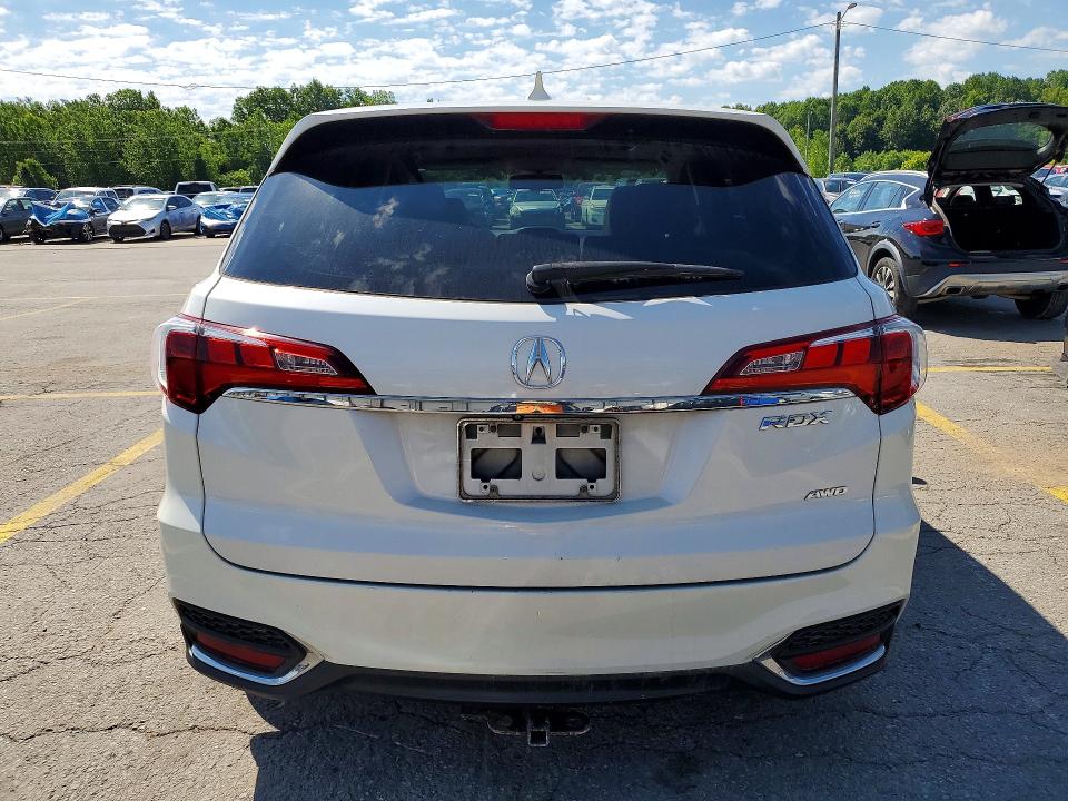 57463536 :رقم المزاد ، 5J8TB4H38HL013121 vin ، 2017 Acura Rdx مزاد بيع