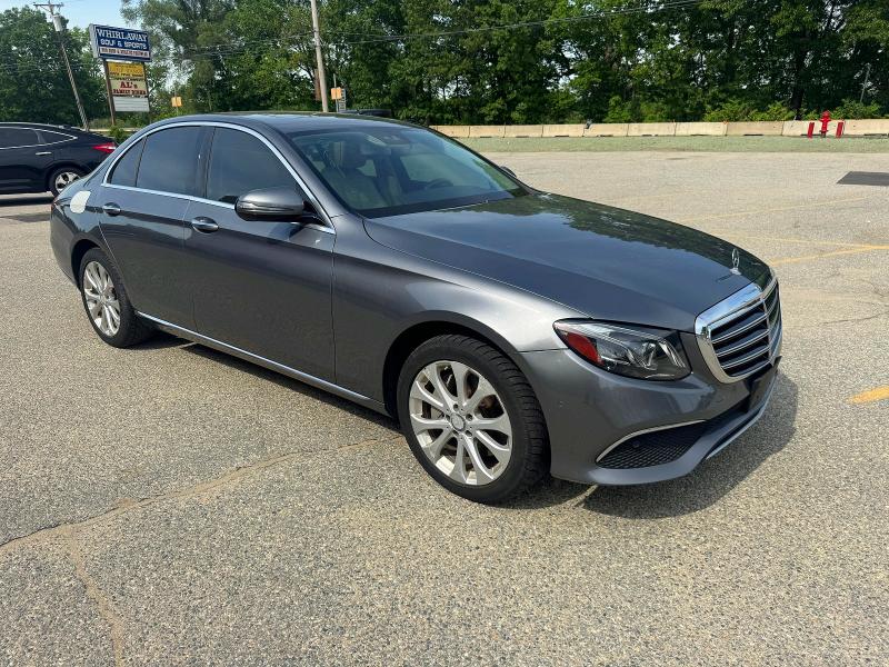 2017 Mercedes-benz E მანქანა იყიდება აუქციონზე, vin: WDDZF4JB9HA118251, აუქციონის ნომერი: 56869026