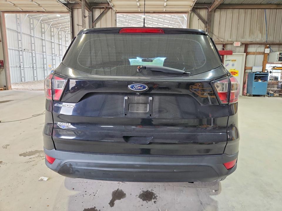 56352916 :رقم المزاد ، 1FMCU0F7XJUA28299 vin ، 2018 Ford Escape مزاد بيع
