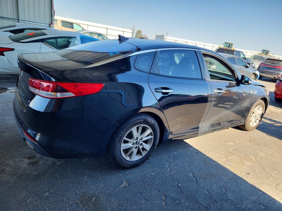 2016 Kia Optima მანქანა იყიდება აუქციონზე, vin: 5XXGT4L36GG065107, აუქციონის ნომერი: 57969716