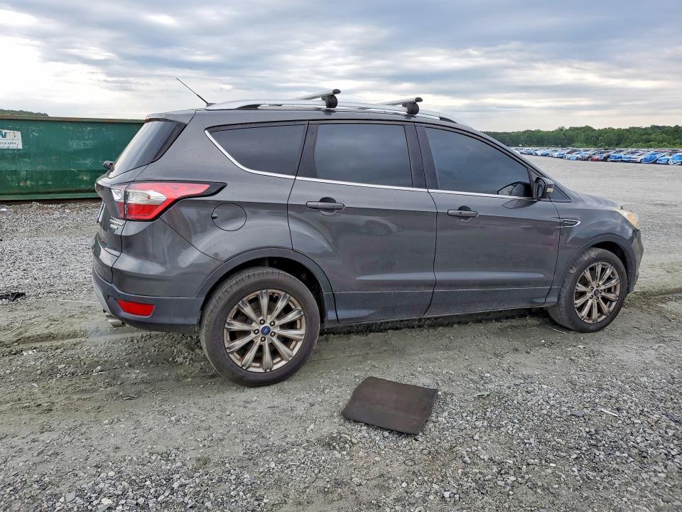 2017 Ford Escape მანქანა იყიდება აუქციონზე, vin: 1FMCU0J92HUE42776, აუქციონის ნომერი: 55996076