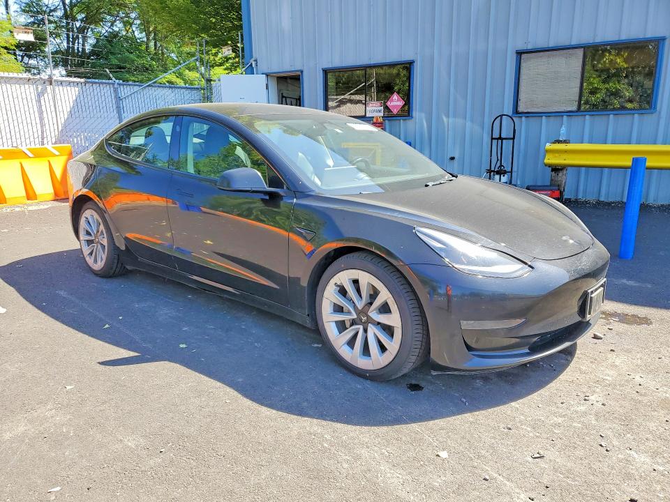 2022 Tesla Model 3 მანქანა იყიდება აუქციონზე, vin: 5YJ3E1EA6NF371212, აუქციონის ნომერი: 58440426