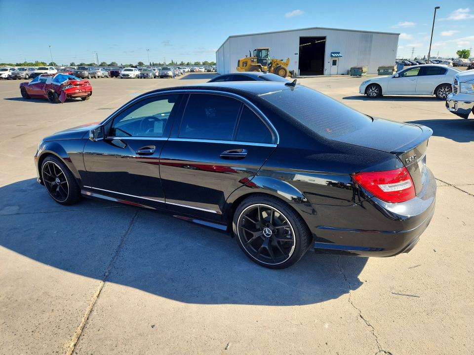 56471646 :رقم المزاد ، WDDGF4HBXEA902687 vin ، 2014 Mercedes-benz C مزاد بيع