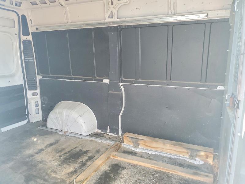 55559046 :رقم المزاد ، 3C6TRVCG2FE517381 vin ، 2015 Ram Promaster 2500 مزاد بيع