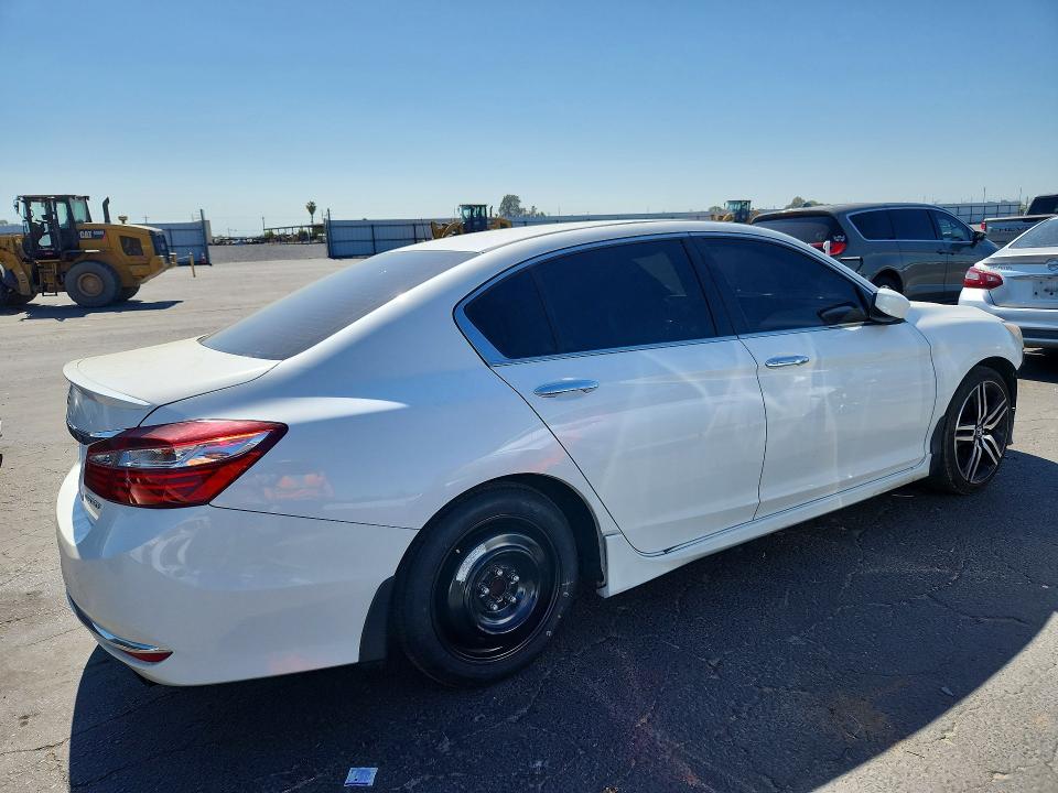Aukcja sprzedaży 2017 Honda Accord, vin: 1HGCR2F54HA205006, numer aukcji: 58073086