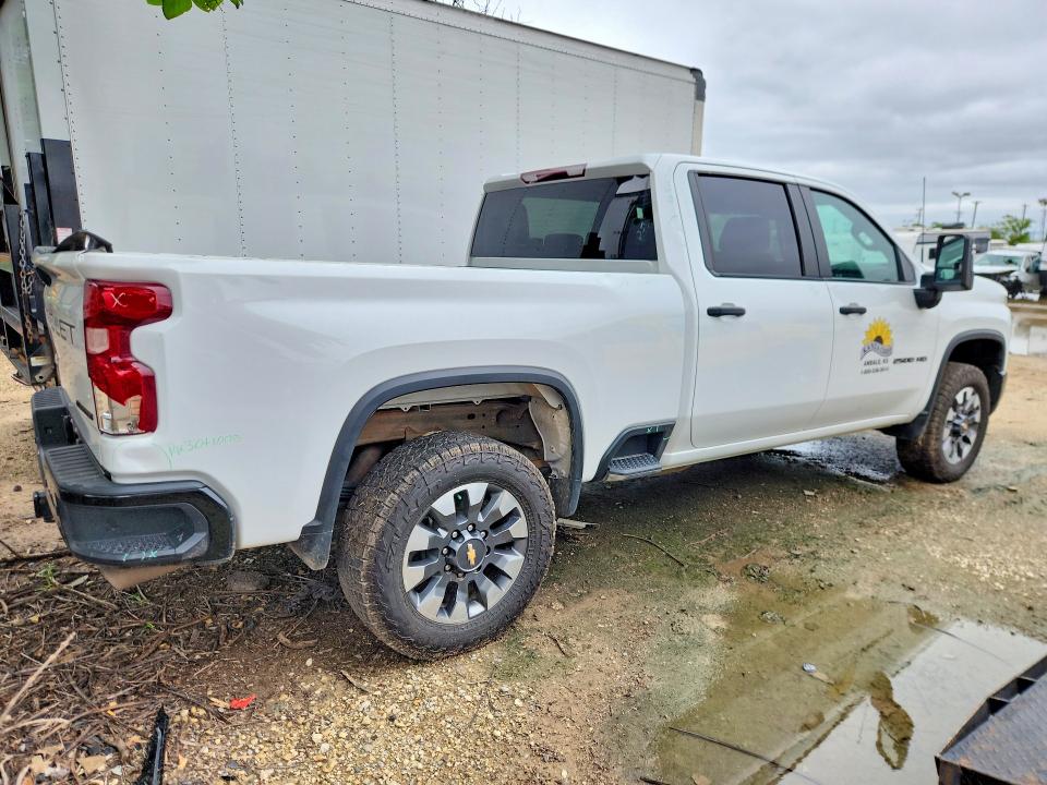 57955426 :رقم المزاد ، 2GC4YME76R1181825 vin ، 2024 Chevrolet Silverado مزاد بيع