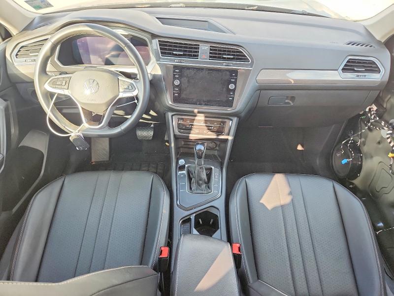 58912986 :رقم المزاد ، 3VV3B7AX1NM149809 vin ، 2022 Volkswagen Tiguan مزاد بيع
