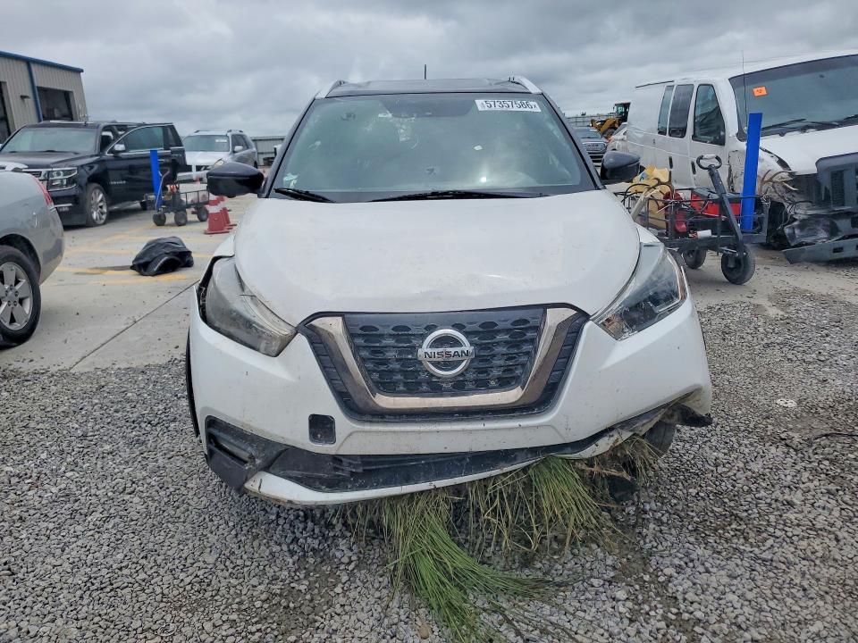 2019 Nissan Kicks მანქანა იყიდება აუქციონზე, vin: 3N1CP5CU2KL568280, აუქციონის ნომერი: 57357586
