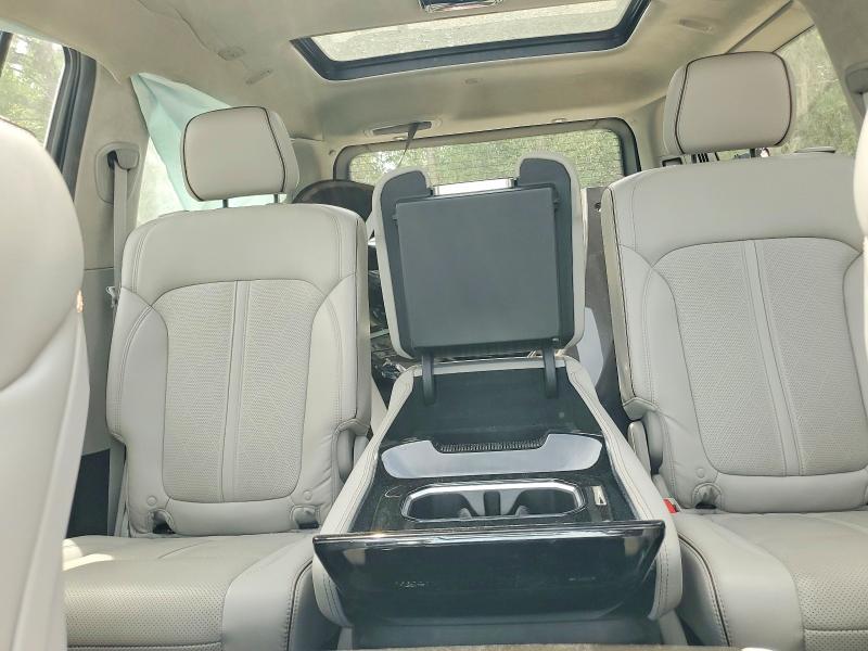 Продажа на аукционе авто 2022 Jeep Grand Wagoneer, vin: 1C4SJVFJ5NS106989, номер лота: 57297436