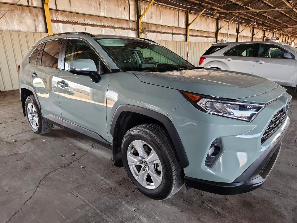 56710136 :رقم المزاد ، 2T3W1RFV8MW177220 vin ، 2021 Toyota Rav4 مزاد بيع