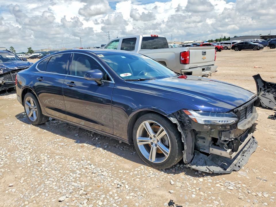 55860576 :رقم المزاد ، YV1102AK7H1006359 vin ، 2017 Volvo S90 مزاد بيع