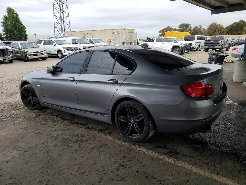 58051146 :رقم المزاد ، WBAFR9C50CDV58582 vin ، 2012 Bmw 550 مزاد بيع