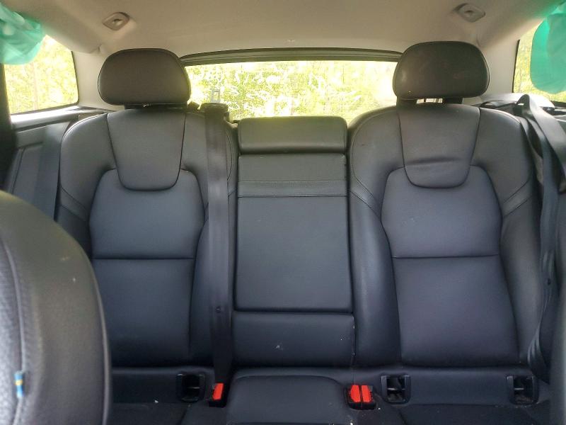 55448986 :رقم المزاد ، YV4102RK5J1031757 vin ، 2018 Volvo Xc60 مزاد بيع
