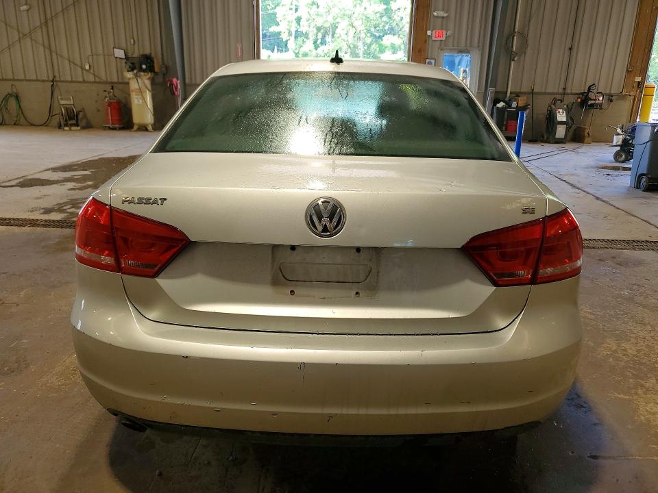 2013 Volkswagen Passat მანქანა იყიდება აუქციონზე, vin: 1VWBP7A38DC104307, აუქციონის ნომერი: 57161466
