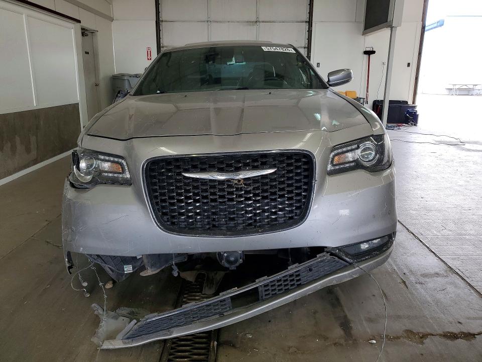 Продаж на аукціоні авто 2018 Chrysler 300, vin: 2C3CCAGG3JH293746, номер лоту: 57547826