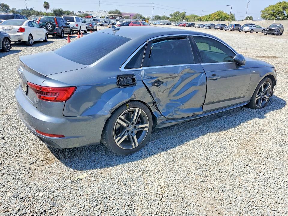 Продажа на аукционе авто 2017 Audi A4, vin: WAUENAF47HN054138, номер лота: 56114466