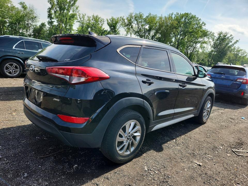 58742156 :رقم المزاد ، KM8J3CA44JU651328 vin ، 2018 Hyundai Tucson مزاد بيع